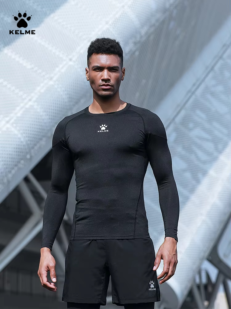 Running Gear Autumn - Kelme masculino ao ar livre correndo